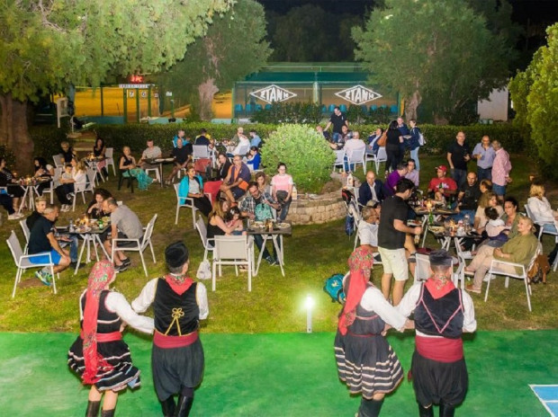 ΤΕΝΙΣ ΠΑΡΤΙ