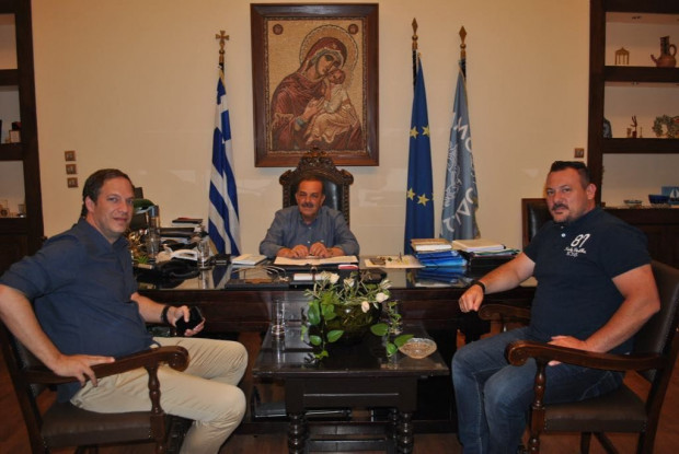 ΚΟΛΟΣΣΟΣ ΔΗΜΑΡΧΟΣ