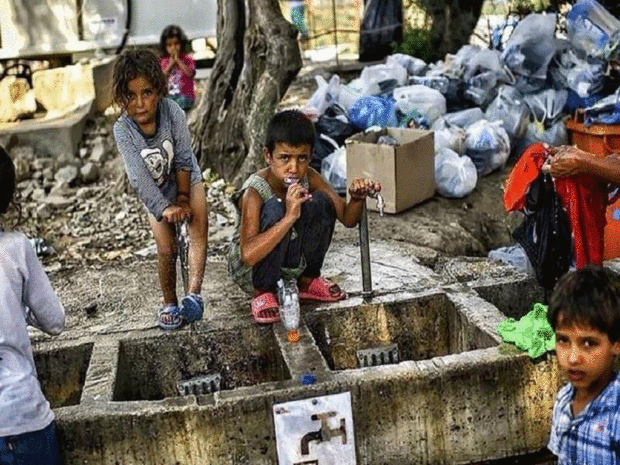 μεταναστες