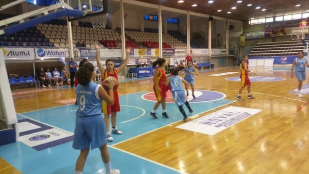 ΚΟΛΟΣΣΟΣ ΙΑΛΥΣΟΣ ΝΕΑΝΙΔΕΣ