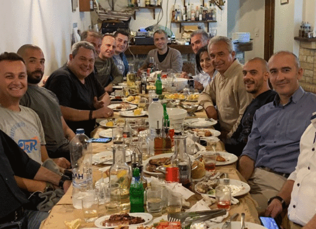 Για ποιο λόγο ο ΥΕΘΑ Π.Καμμένος επισκέφτηκε την Αστυπάλαια και την Σύρνα