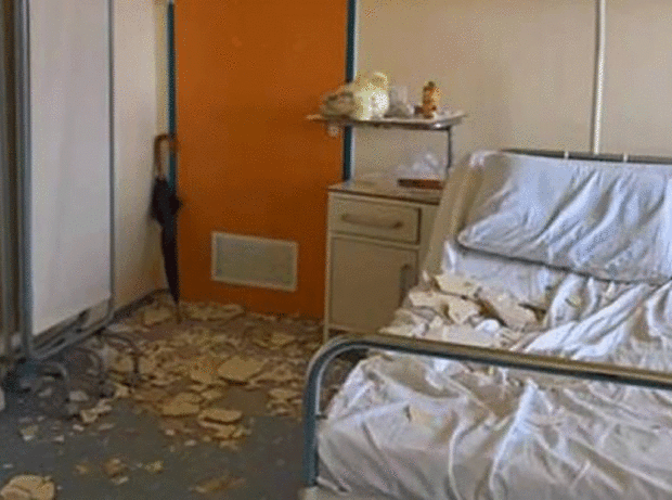 Από την Κω η γυναίκα που τραυματίστηκε από την πτώση σοβά στο κεφάλι, στο νοσοκομείο Νίκαιας – Σκληρή ανακοίνωση από την ΠΟΕΔΗΝ
