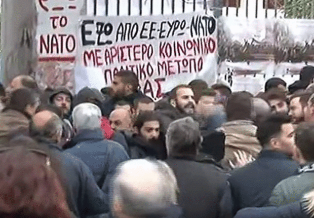 Προπηλάκισαν Σκουρλέτη, Δρίτσα, Ρήγα, Τόσκα και Φίλη στο Πολυτεχνείο