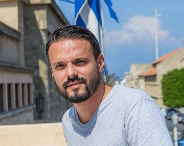 Β. Καλοπήτας