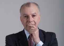Aντώνης Καμπουράκης
