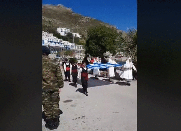 Με λαμπρότητα η παρέλαση στην ακριτική Τήλο (Βίντεο)