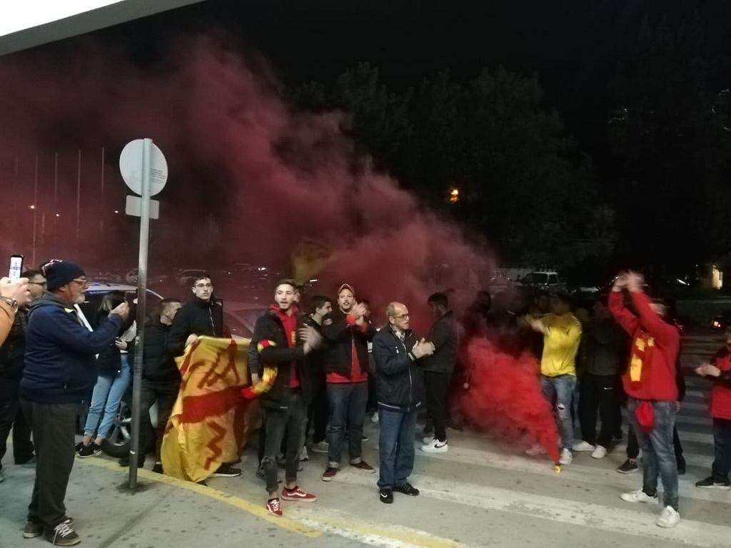 ΙΑΛΥΣΟΣ (1)