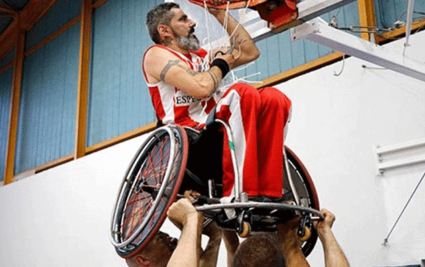 Μιχάλης Χατζηδημητρίου