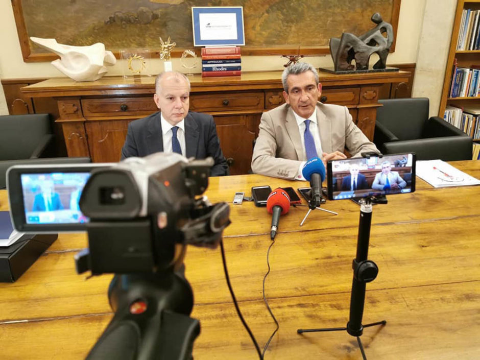 ΧΑΤΖΗΜΑΡΚΟΣ ΚΑΜΠΟΥΡΑΚΗΣ