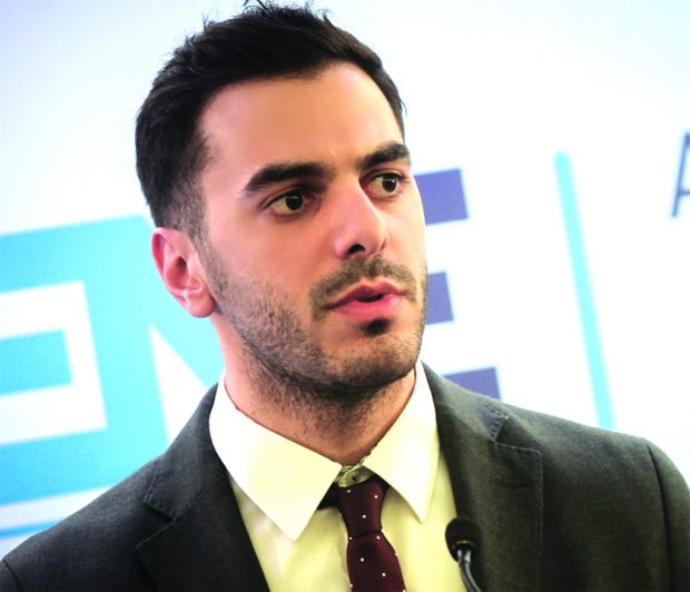 μανωλης χριστοδουλακης4