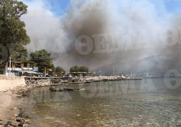 Μεγάλη φωτιά στη Λέρο -Προληπτική εκκένωση σε πτέρυγες του νοσοκομείου