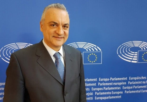 ΚΕΦΑΛΟΓΙΑΝΝΗΣ ΜΑΝΩΛΗΣ