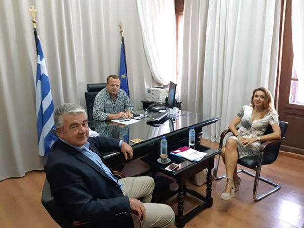 Συνάντηση εργασίας κ. Χρ. Ευστρατίου με τον Αντιπεριφερειάρχη Μεταφορών και Επικοινωνιών και την υπεύθυνη του Γραφείου Ι.ΜΕΤ.