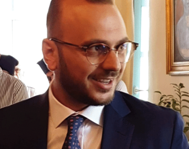 Πέντες
