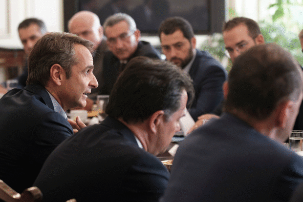 Περιφερειακή ανάπτυξη και κοινωνική συνοχή στην ατζέντα της σύσκεψης του πρωθυπουργού με τους Περιφερειάρχες
