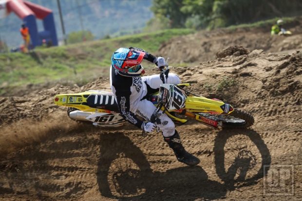 ΝΙΚΟΣ ΛΥΡΙΟΥ