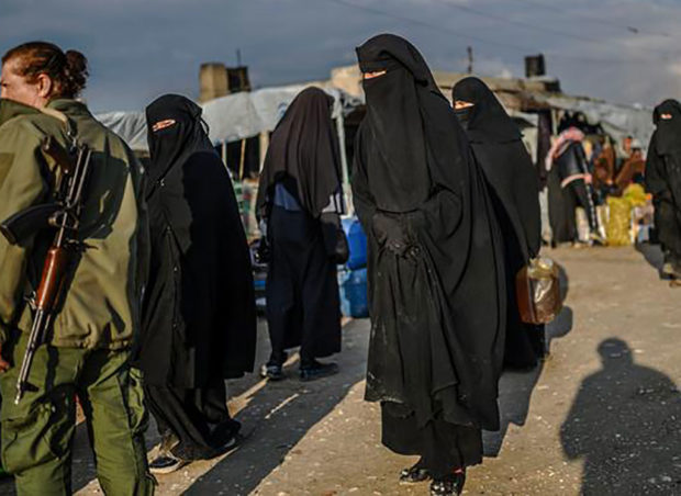 DW: Τι θα γίνει με τους μαχητές του ISIS;-Ανησυχία στην Ευρώπη