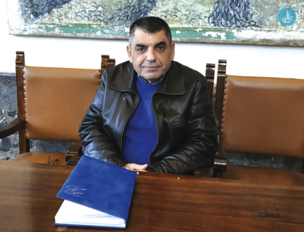 Σάββας Καραταπάνης