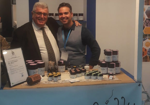 Εντυπωσίασαν οι παραγωγοί της Περιφέρειας στην EXPOTROF