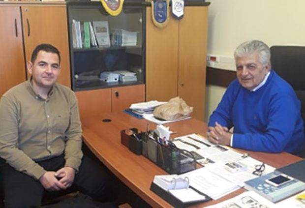 Συνάντηση κ. Κάλλιστου Διακογεωργίου με τον κ. Στάθη Τσαγκάρη για την ανάδειξη της παραδοσιακής μουσικής