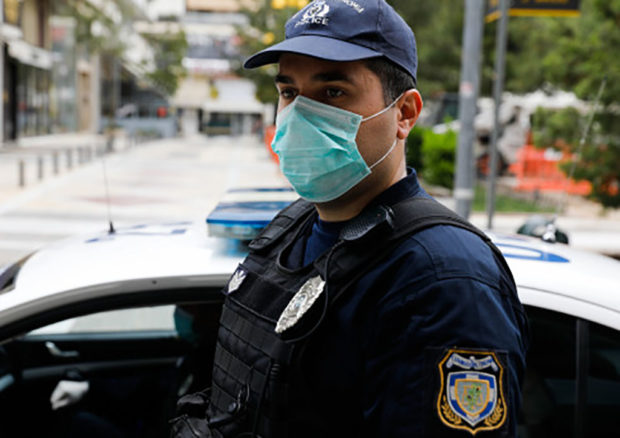 Υπάρχουν και χειρότερα: Το τελικό σχέδιο για την ολική απαγόρευση κυκλοφορίας εάν χρειαστεί