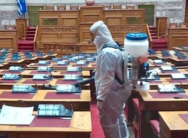 Απολύμανση στη Βουλή μετά το πρώτο κρούσμα σε βουλευτή