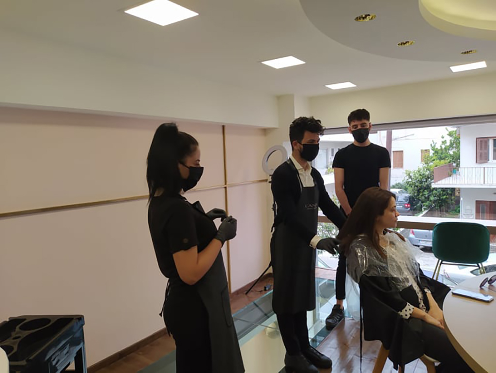 κομμωτηριο μετρα
