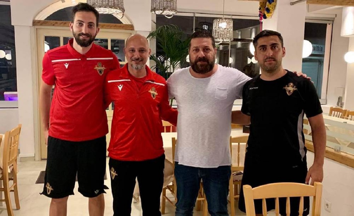 ΠΑΝΘΗΡΕΣ