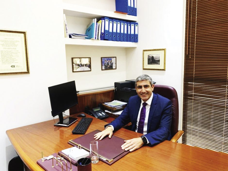 νικος μπορνης