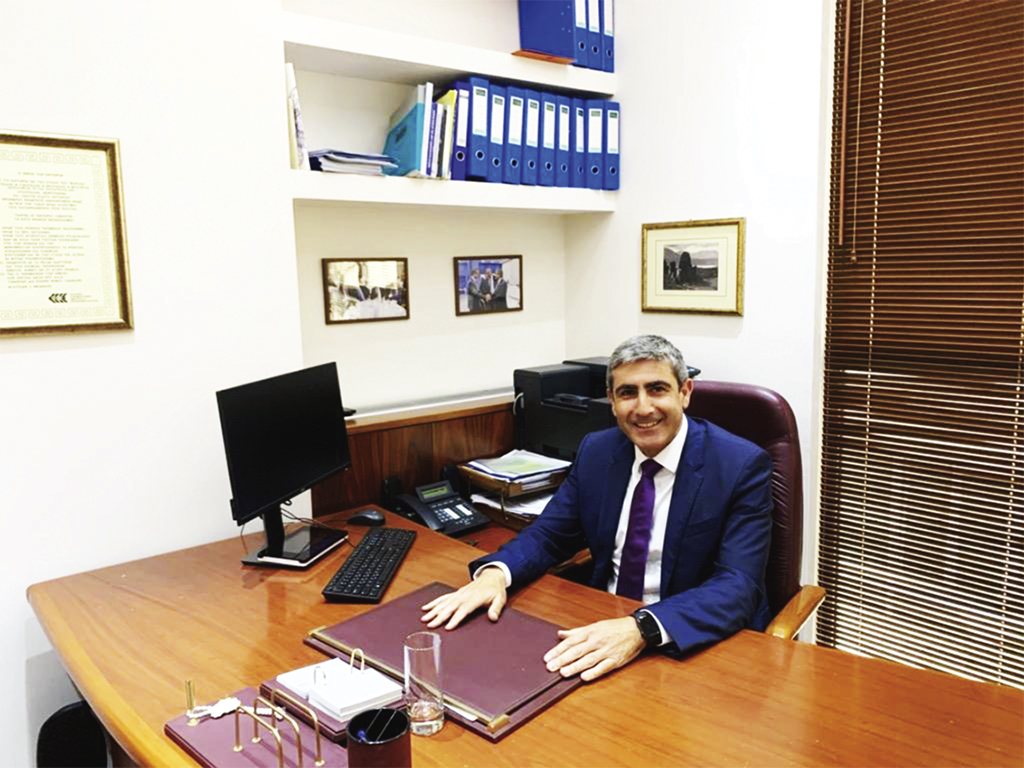 νικος μπορνης