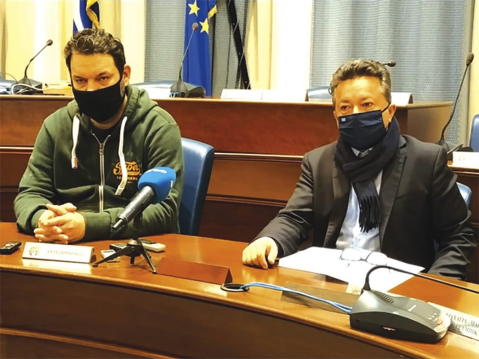 κολιαδης καμπουρης