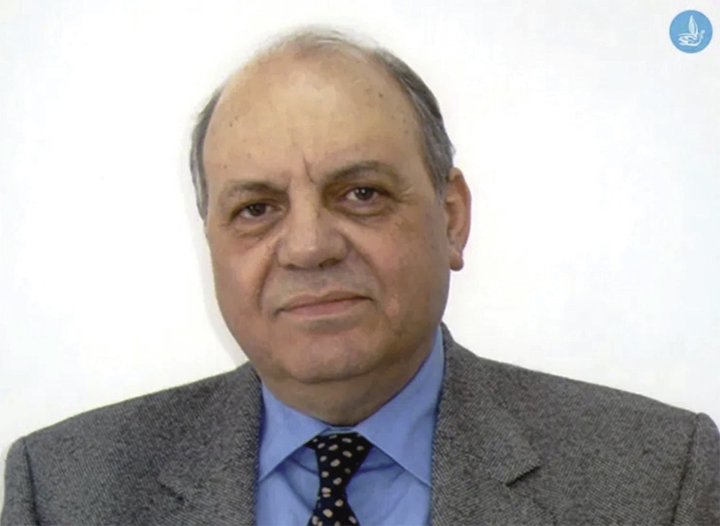κουτσουκος μ