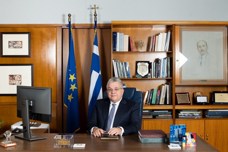 ΠΑΠΑΪΩΑΝΝΟΥ Ν. πρυτανης
