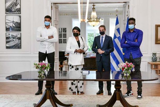 citizenship ceremony; Τελετή πολιτογράφησης; πολιτογράφηση; Maximos Mansion; Μέγαρο Μαξίμου; τελετή; εθνικότητα; nationality; citizenship; Athens; Αθήνα; Ελλάδα; Greece; Αντετο