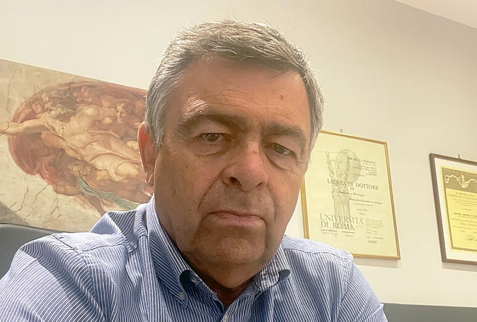 ΔΗΜΗΤΡΗΣ ΚΡΗΤΙΚΟΣ