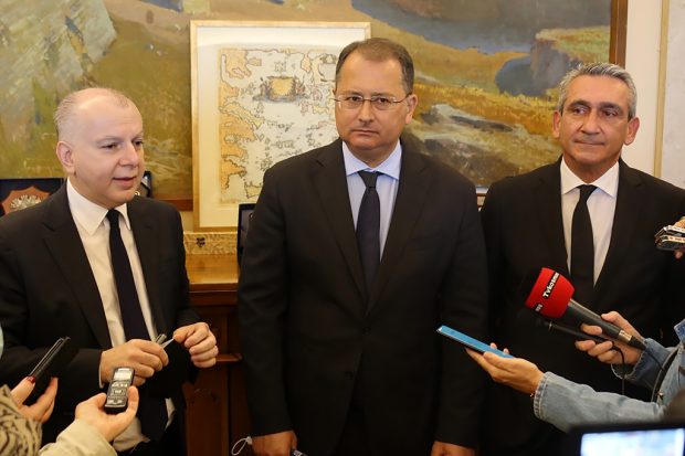 Στύλιος ΧΑΤΖΗΜΑΡΚΟΣ ΚΑΜΠΟΥΡΑΚΗΣ