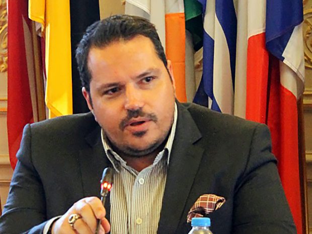 Τριαντάφυλλος Καρατράντος