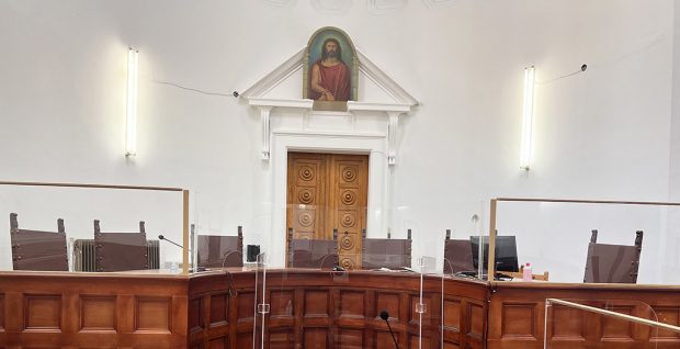 ΕΦΕΤΕΙΟ ΑΙΘΟΥΣΑ