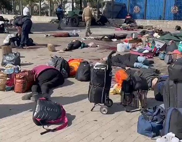 Ουκρανία – Ρουκέτες κατά αμάχων σε σιδηροδρομικό σταθμό – Πάνω από 30 νεκροί, 100 τραυματίες