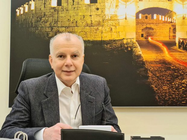 ΚΑΜΠΟΥΡΑΚΗΣ