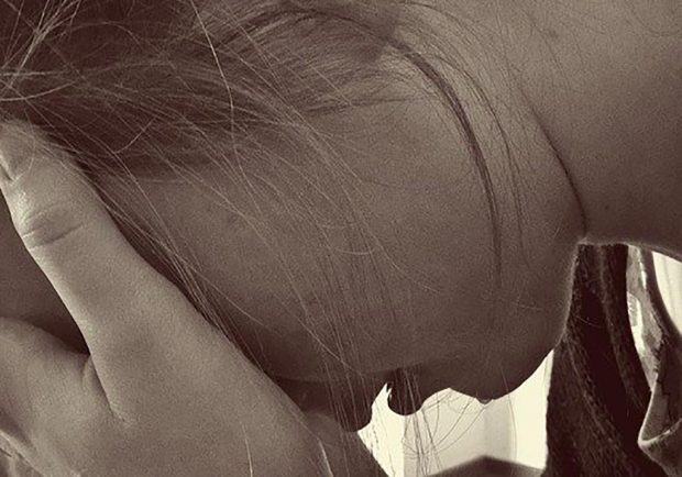 Στη φυλακή οδηγήθηκε ο πατέρας για την κακοποίηση της 10χρονης κόρης του – Έρευνα της δικαιοσύνης και για τους εκπαιδευτικούς