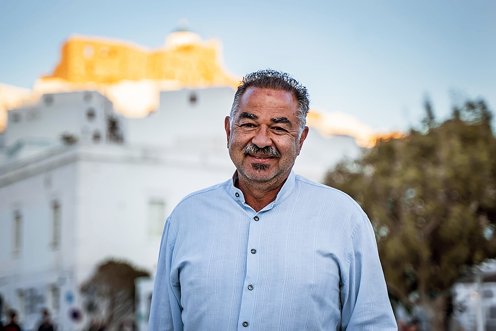 Νικος Κομηνέας