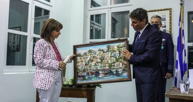 Σακελλαροπούλου Σύμη