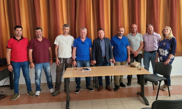 συναντήσεις Καμπουρη