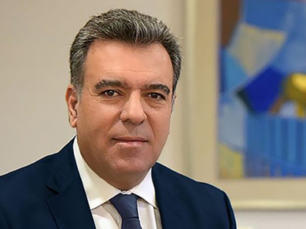 ΜΑΝΟΣ ΚΟΝΣΟΛΑΣ