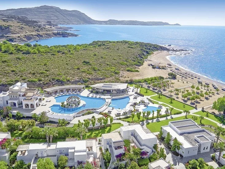 Hilton Curio Collection