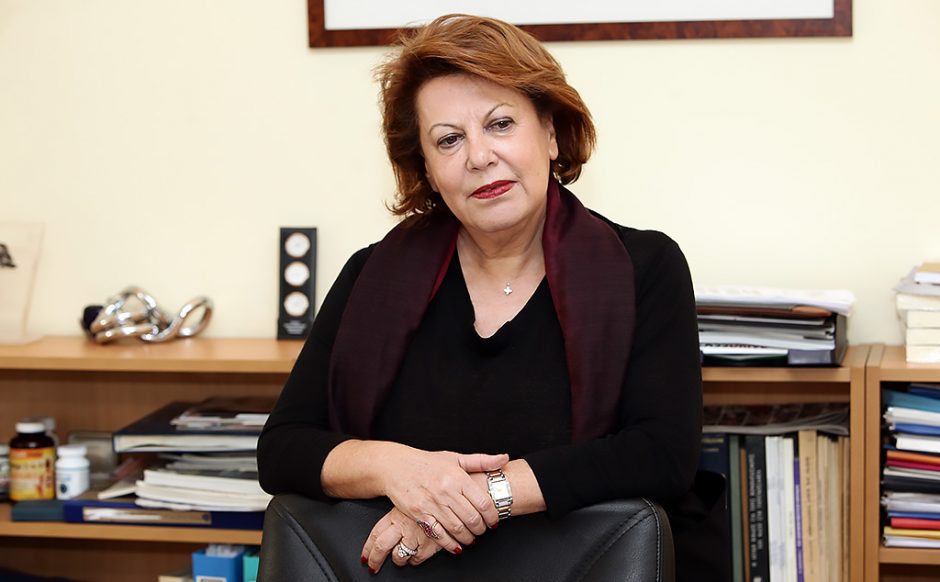 ΔΗΜΗΤΡΑ ΛΥΧΡΟΥ