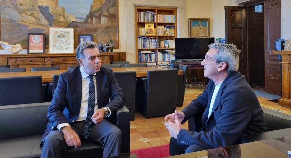 ΧΑΤΖΗΜΑΡΚΟΣ ΚΟΝΣΟΛΑΣ