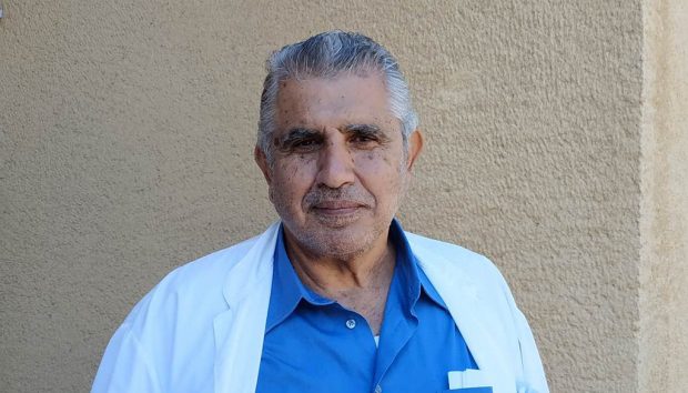 Καραταπάνης Στέλιος