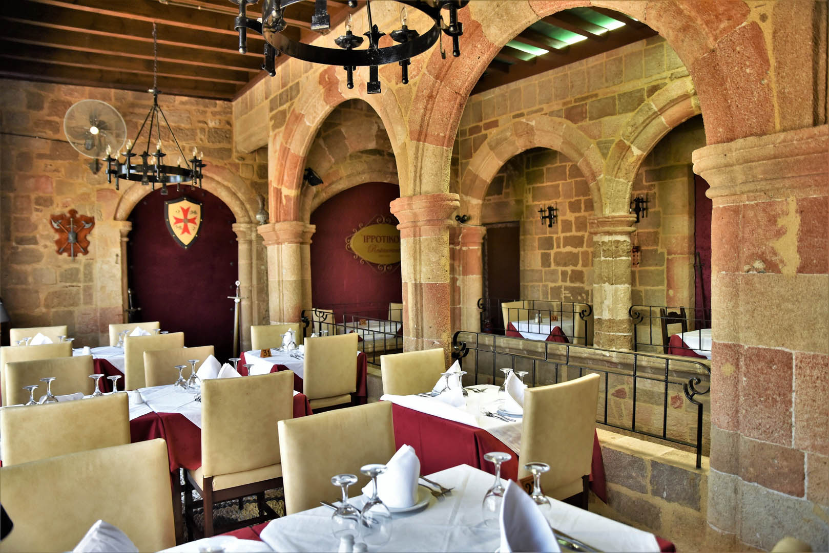 Ippotikon-Restaurant4-1